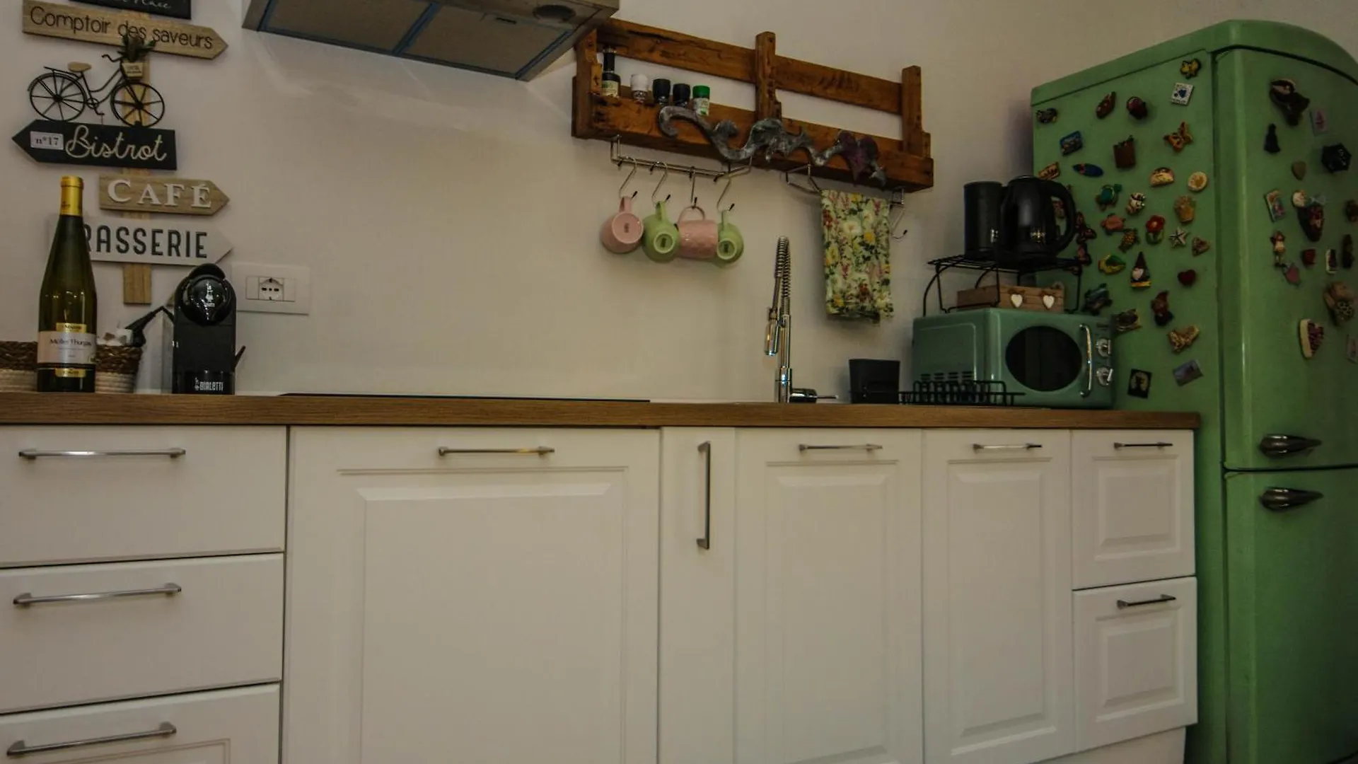 Apartment Casa Noa, Appartamento Con Giardino Privato Gemonio Italy