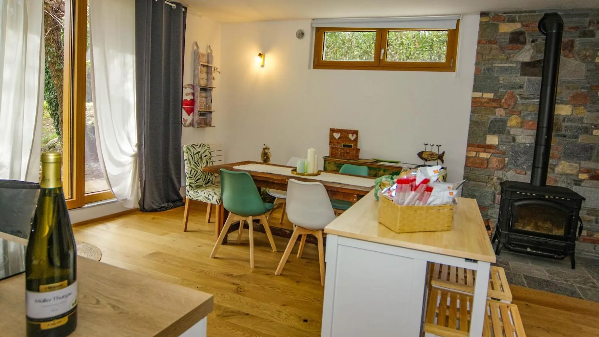 Apartment Casa Noa, Appartamento Con Giardino Privato Gemonio